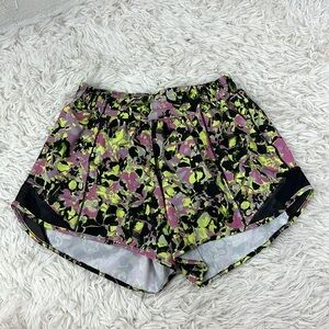 Lululemon Hotty Hot Low-Rise Lined Short 4" Inflected Highlight Yellow Multi
